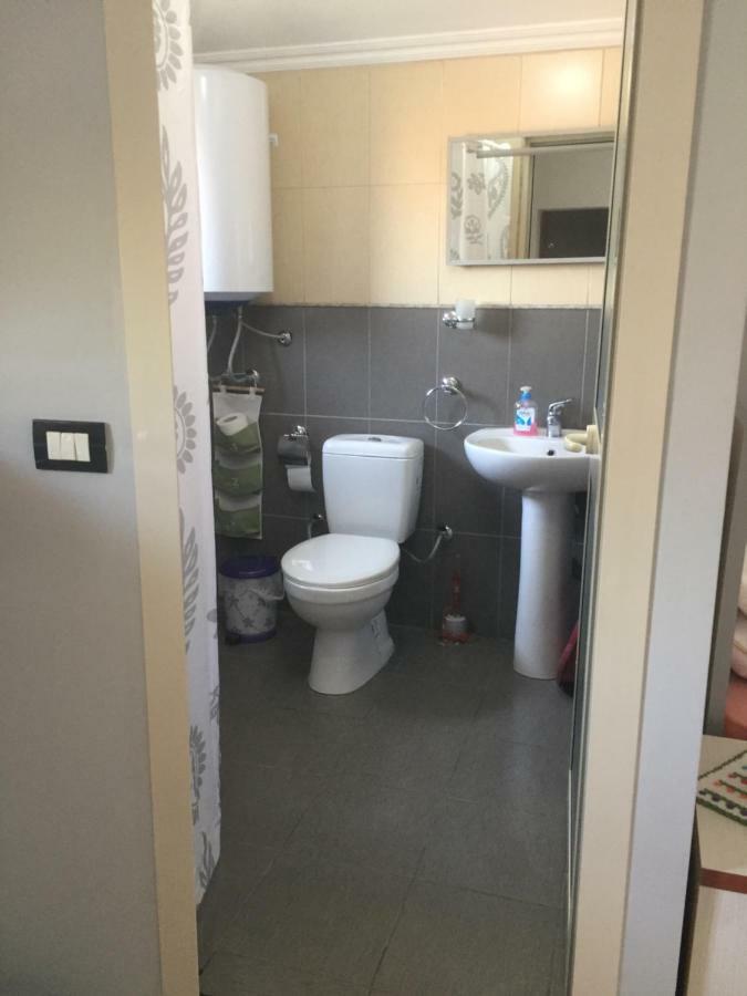 Lille France Apartments ชโคเดอร์ ภายนอก รูปภาพ